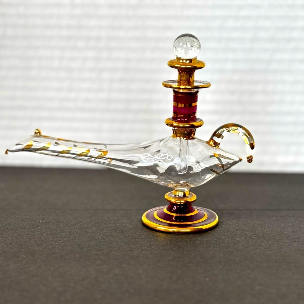 Vintage Aladdin Genie Lamp Hand Blown Glass Perfume Bottle 5.25 X 3.75